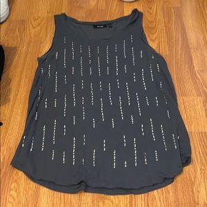 Gray tank top